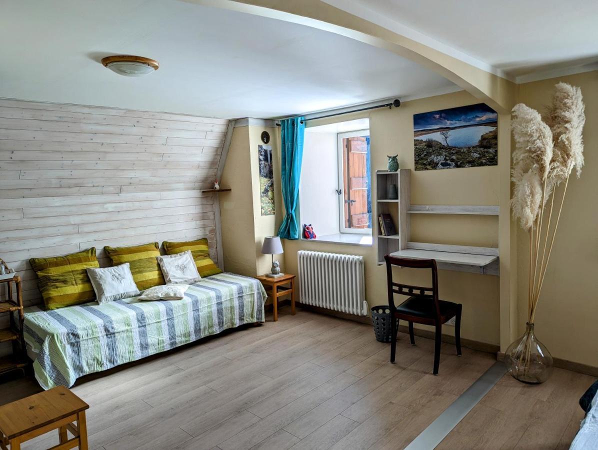 Saint-Chély-dʼAubrac Chambres D'Hotes Le Lepadou-Bas מראה חיצוני תמונה